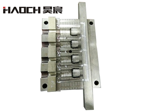不同材料的 AC 插头模具在使用寿命和维护成本上有多大差异？